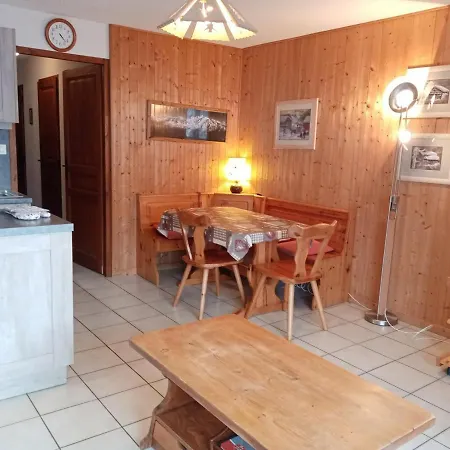 Appartamento 6 Pers à Avec Parking Et Wifi - Fr-1-198-162 *